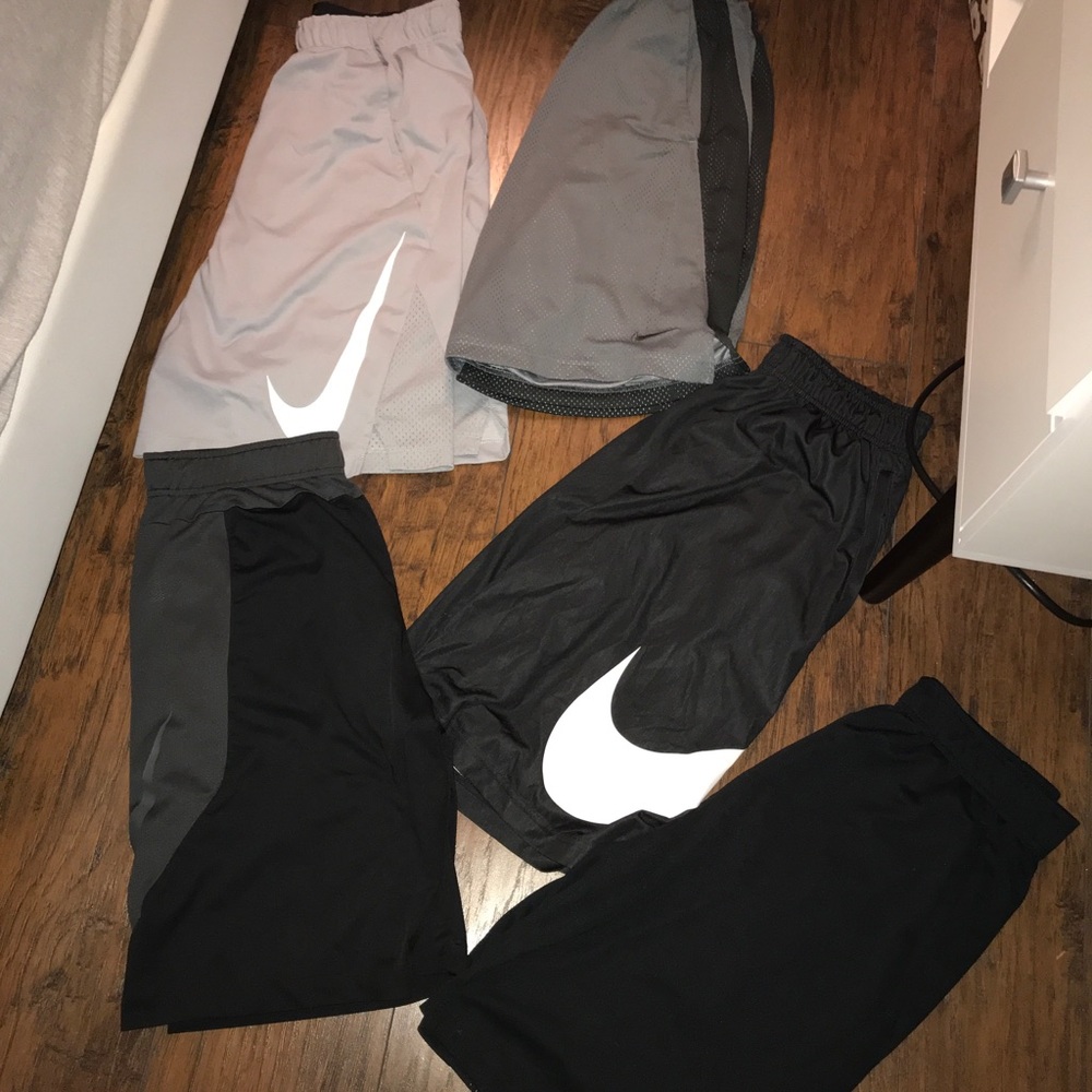 Men’s Nike basketball shorts
